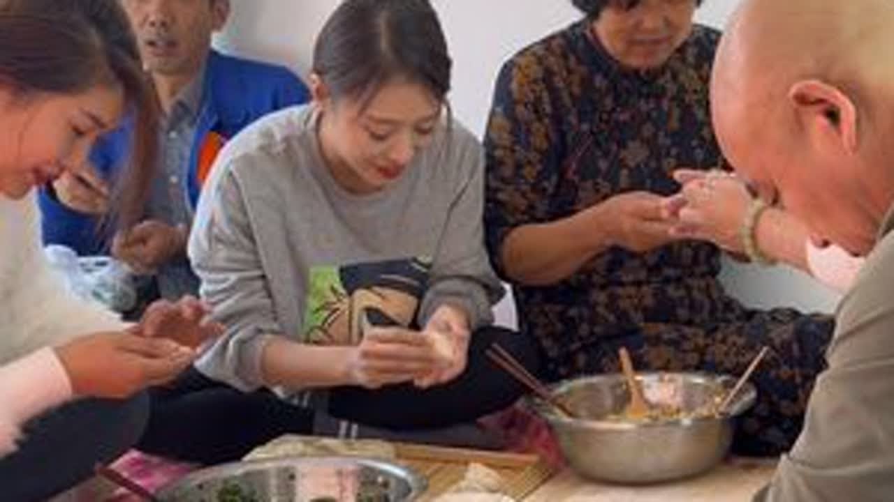 这次，是舅妈来了