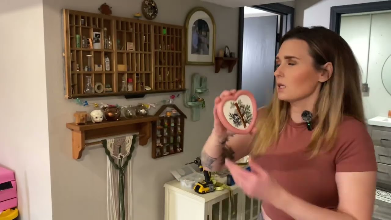 Decorating with knickknacks￼