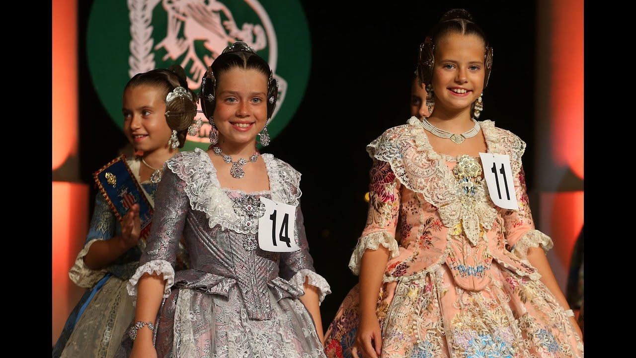 Homenaje a Marta Gómez y Pilar Cubells (CHFMIV 2016). Agrupació Camins al Grau