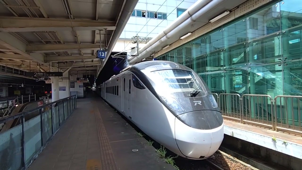 台鐵 EMU3000型 新自強號 306次 終點站新左營站 清潔人員清車+清車完畢後開車入庫（感謝熱情司機鳴電笛）