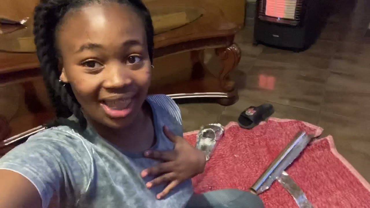 Making clothes out of foil /south African YouTuber👌😭