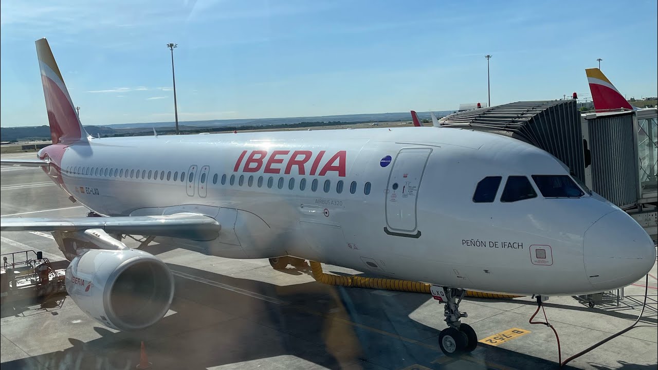 VUELO IBERIA MADRID BARCELONA AIRBUS A320. CLASE TURISTA. Mayo 2023.