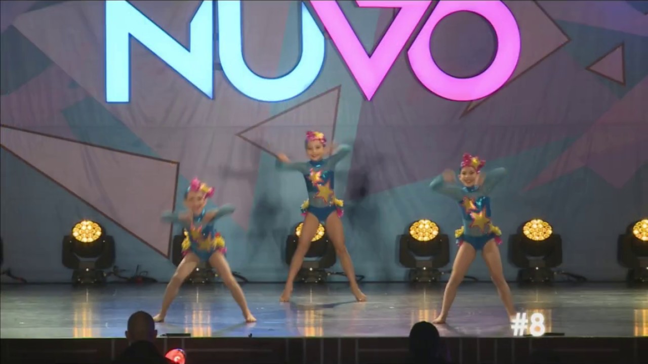 Luanna Di Iacovo, Alessia Pedone and Sofia Rosella - Swinging On a Star