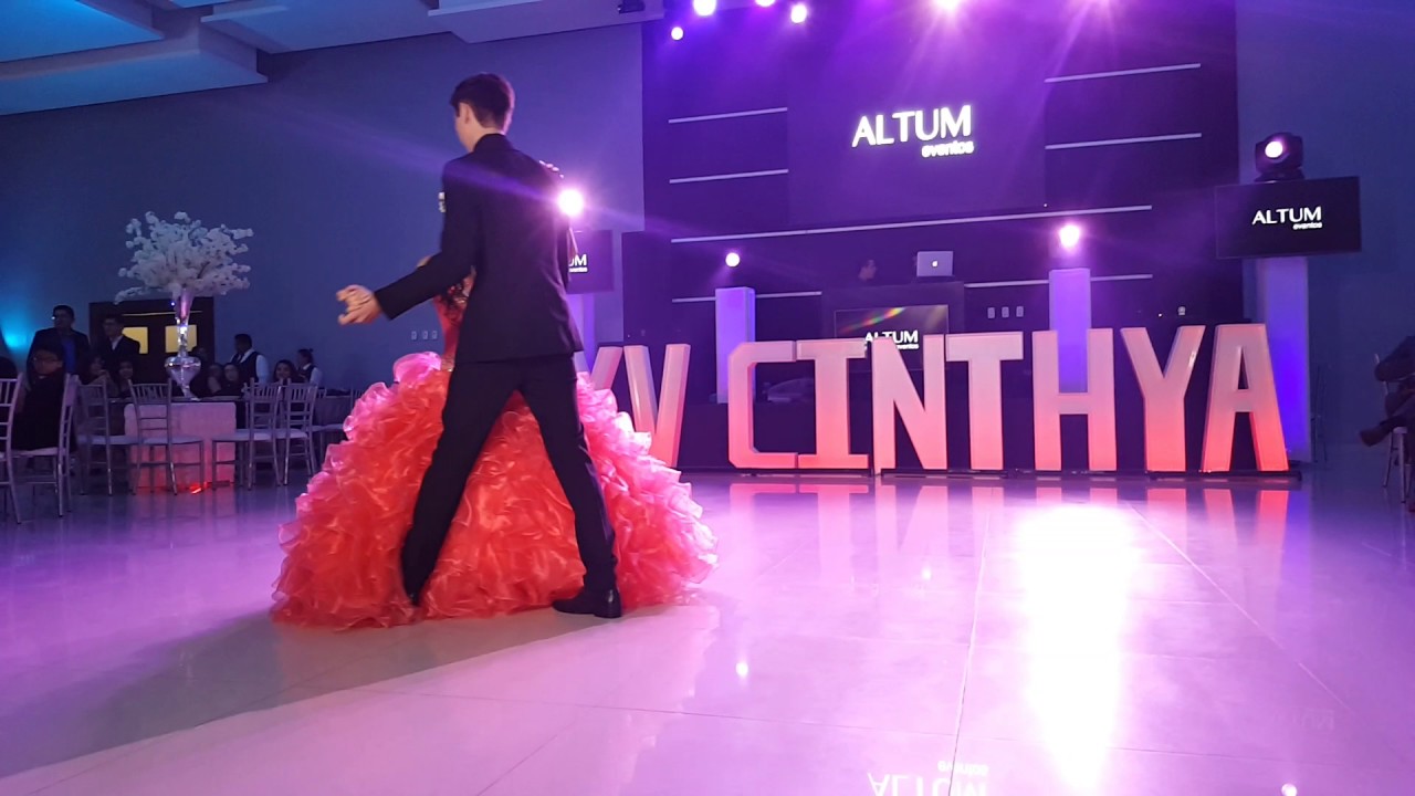 vals con chambelán