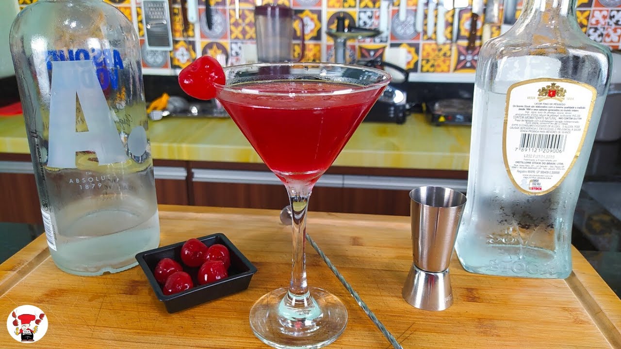 Como Fazer Cosmopolitan de Cereja e Vodka Drink Perfeito