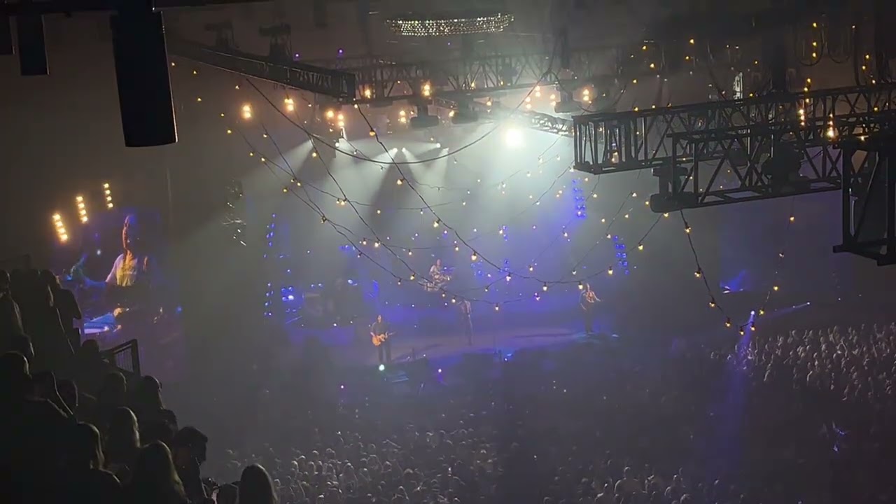 Kings of Leon- Use Somebody Live @ The Anthem DC 