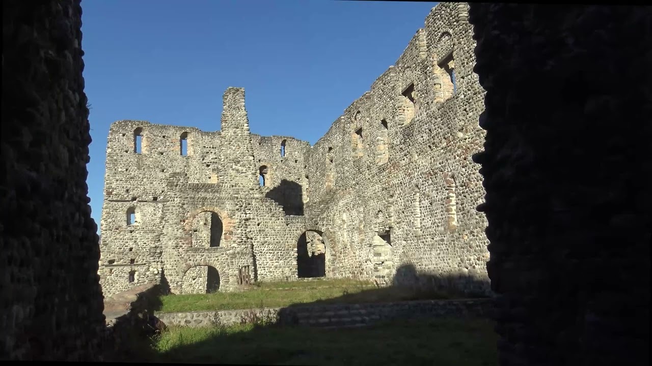 Breve visita, ai resti del castello di Vintebbio nel territorio di Serravalle Sesia (VC)