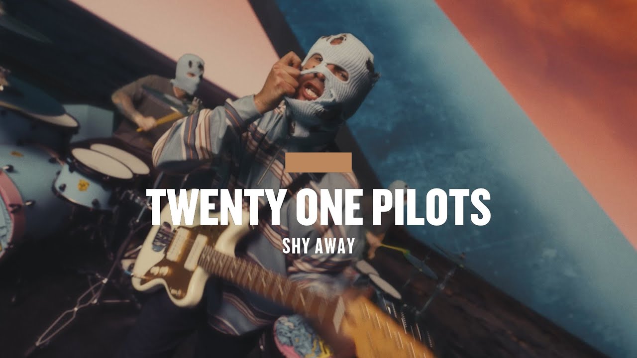 TWENTY ONE PILOTS maj&iacute; nov&yacute; singl Shy Away