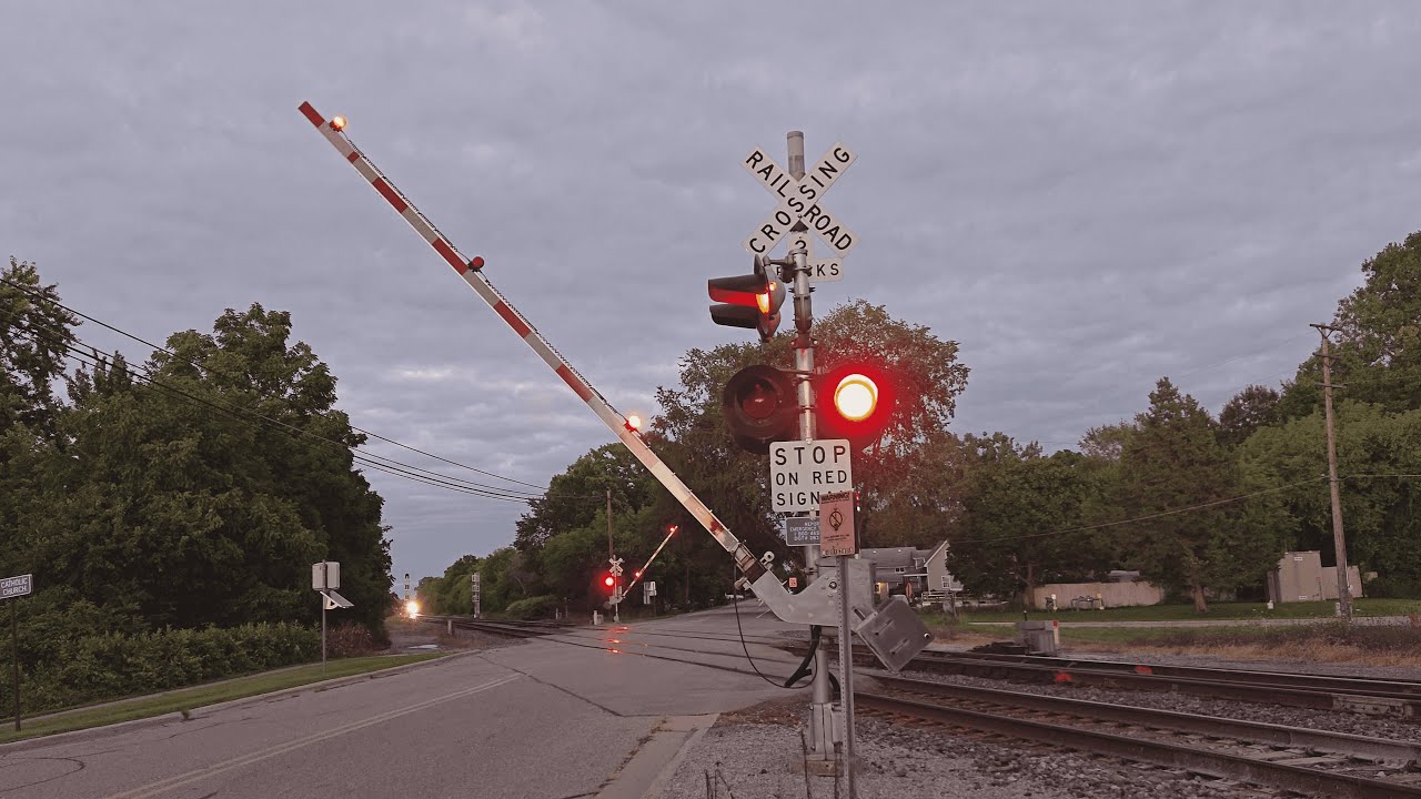 CN (ES44AC) Train Westbound - E Main St Railroad Crossing - Durand Michigan