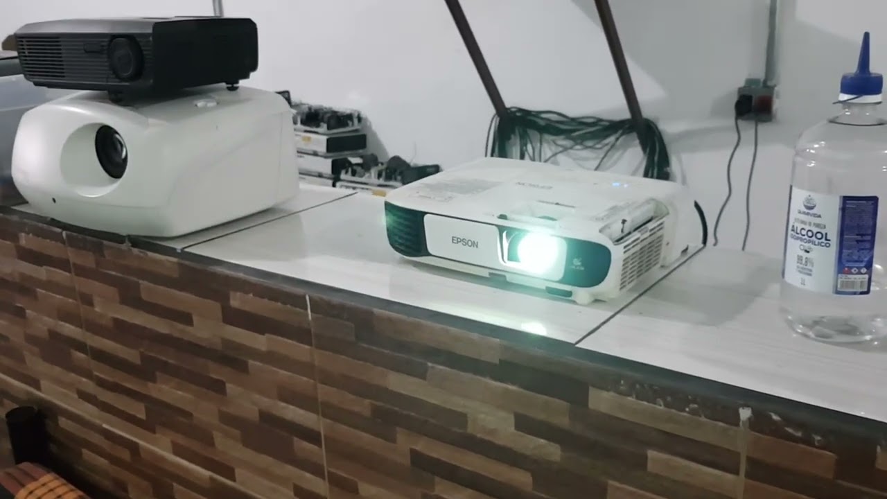Camila Epson power lite s41 diagnostico e reparo de placa e prisma 3lcd