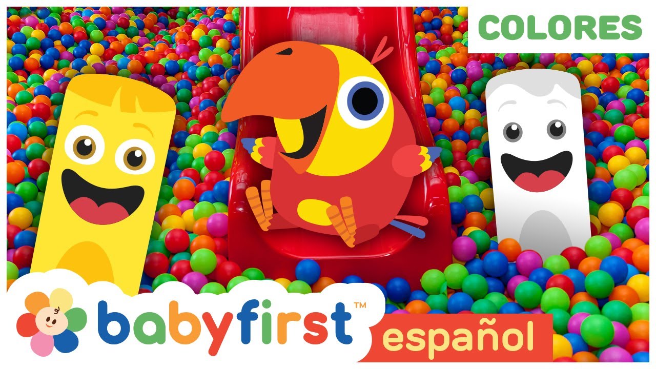 JUGANDO CON PELOTAS DE COLORES | Colores en español para niños | BabyFirst Español