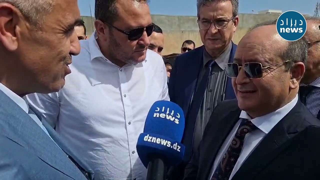 شـــاهد الحوار المثير جدا الذي دار بين وزير الصناعة والنائب عمار عولمي وصاحب مصنع TIRSAM باتنــــة!!