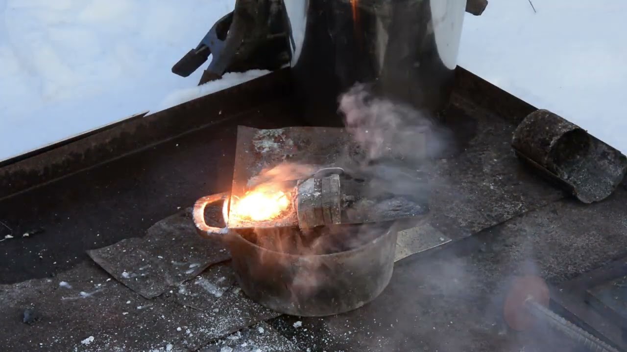Thermite: Calcium + sand ( Ca+SiO2 )