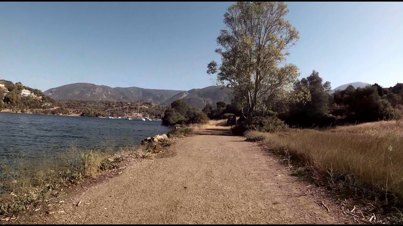 Τροιζόνια - Κόκκινη παραλία