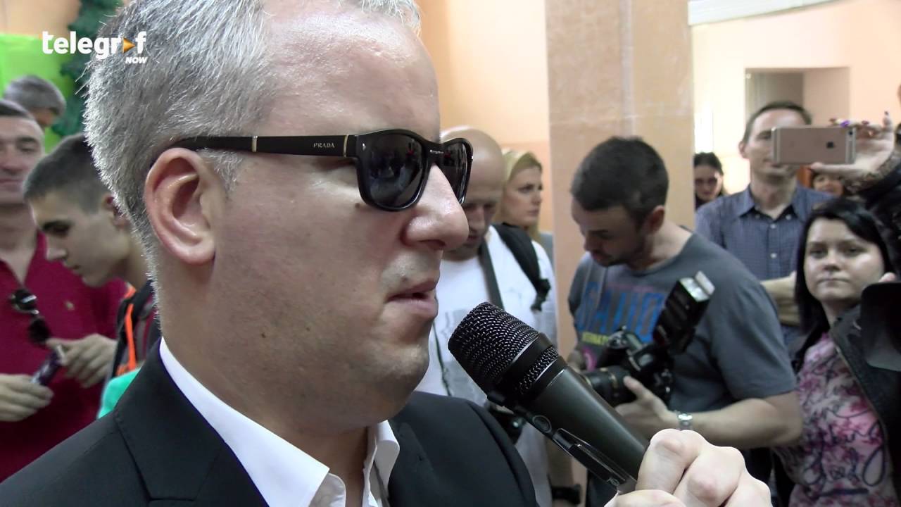 Saša Matić slepoj devojčici: 
