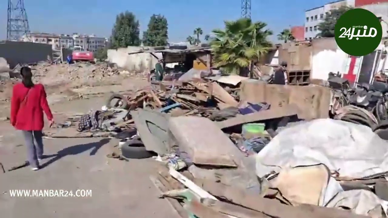 البيضاء..عملية هدم سوق السلام للدراجات النارية بالحي المحمدي متواصلة..