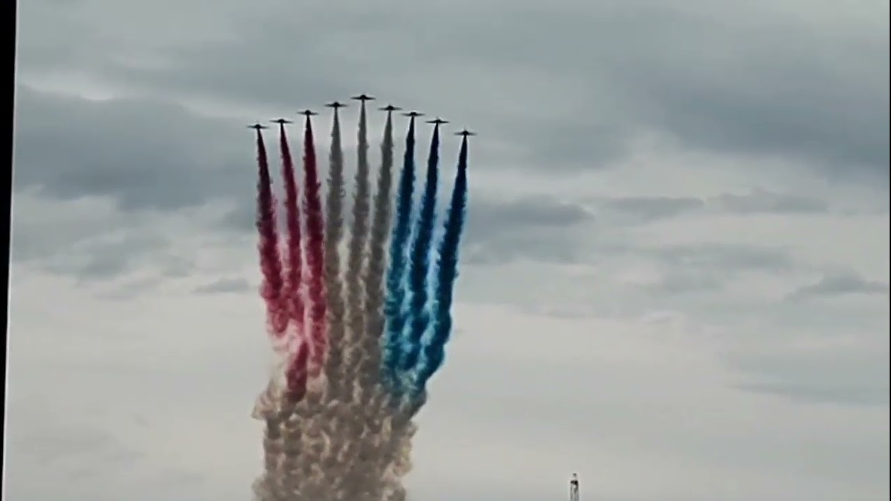 Red Arrows flypast ✈️🇬🇧