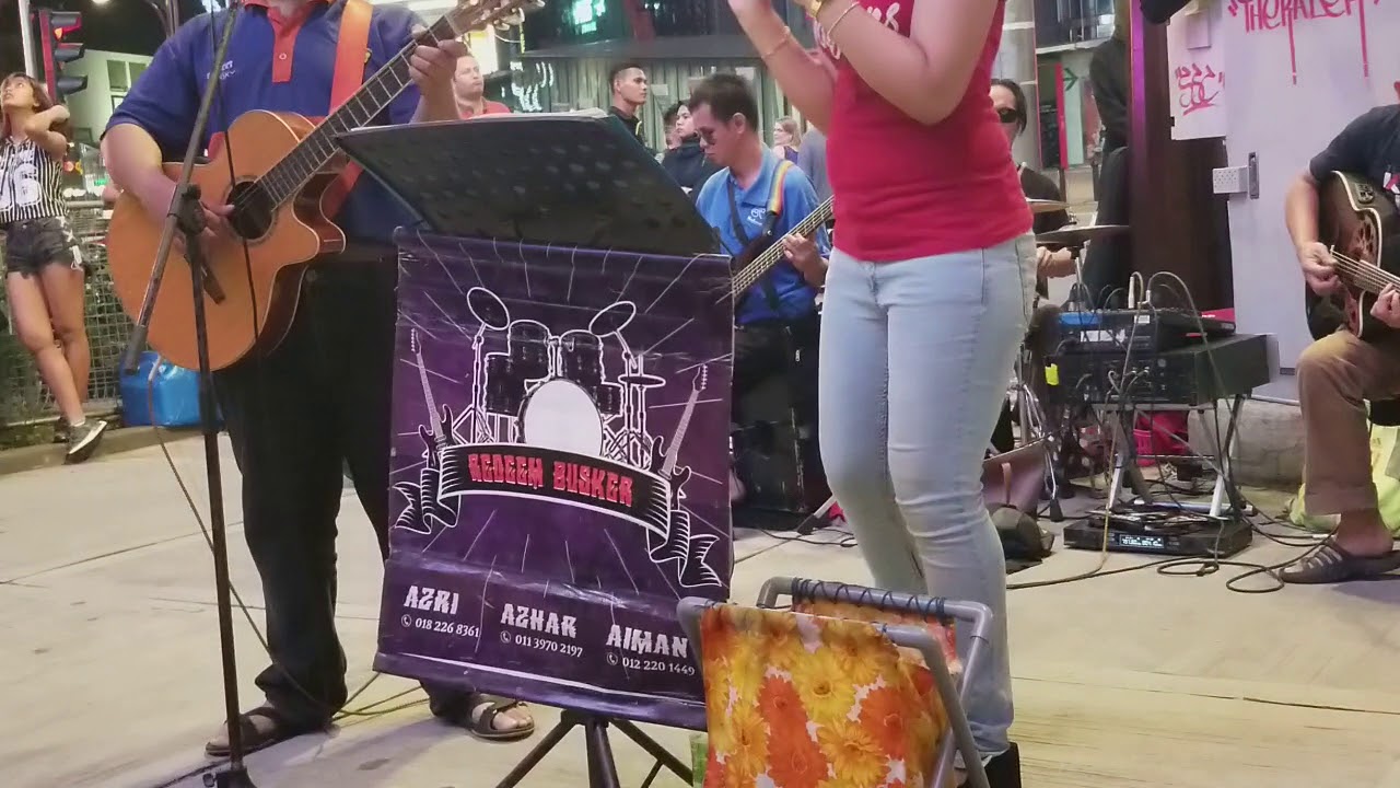 Cintaku smpai ke utopia Lagu Feveret admin - Nurul Redeem busker