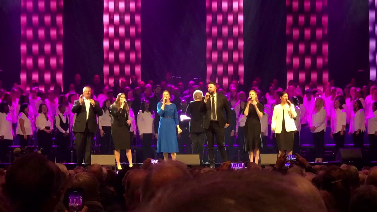At Calvary | The Collingsworth Family & The Brooklyn Tabernacle Choir