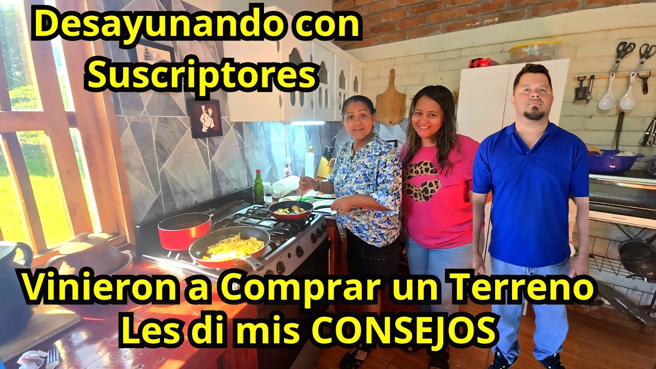 Suscriptores desayunando con los Forevers. Sueño Salvadoreño
