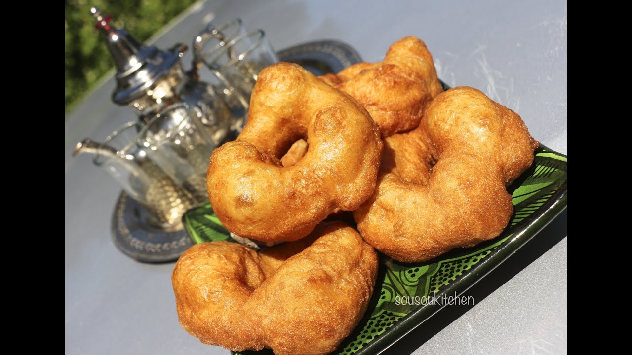 Sfenj-الشفنج Moroccan Donuts-Doughnuts/Beignets Marocains Chfenj, الشفنج-Sousoukitchen