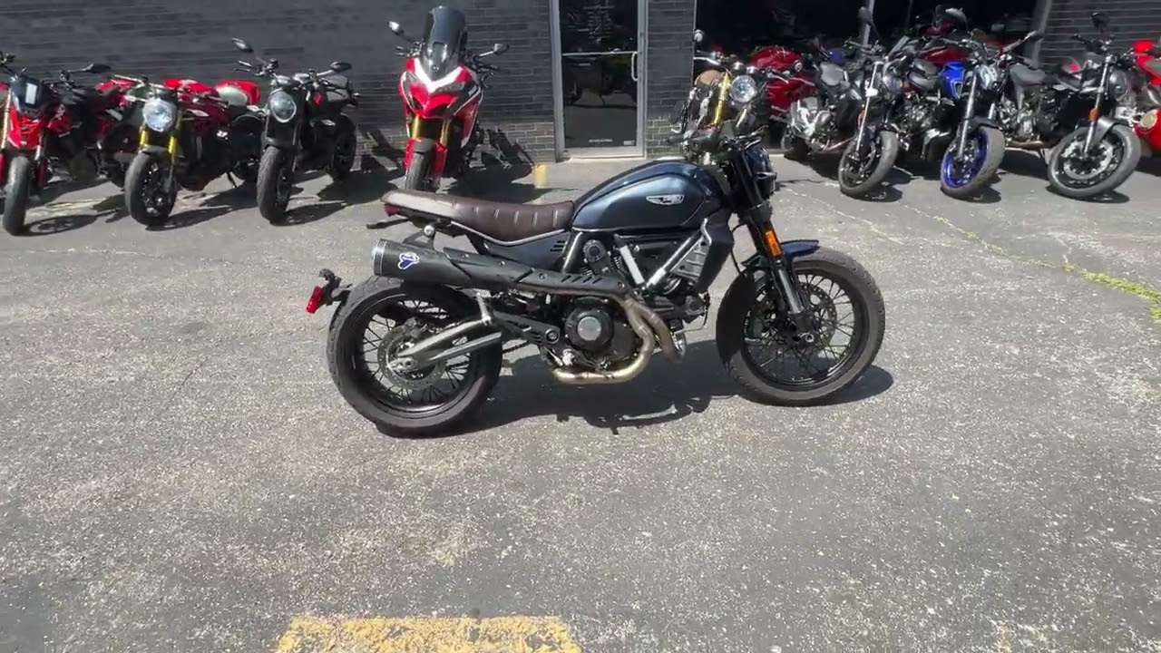2024 Ducati Scrambler Nightshift &ndash; Termignoni Race Exhaust &ndash; LED Turn Signals &ndash; 384 Miles &ndash; $10,995