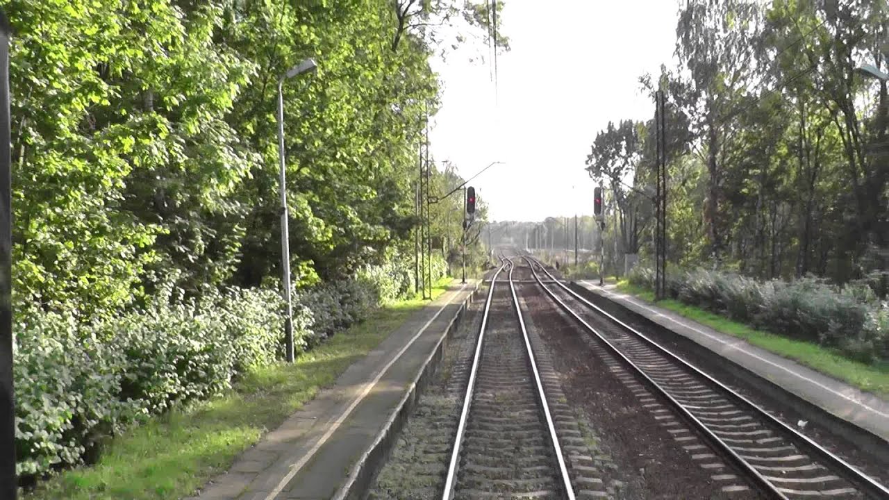 Odcinek Katowice - Tarnowskie Góry z tyłu pociągu TLK Wiking