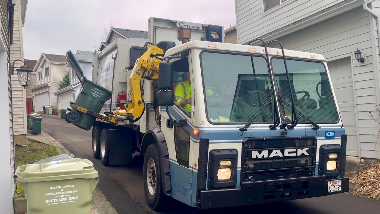 Walker Garbage Service- Mack LR Curbtender Powerpak Garbage Truck!