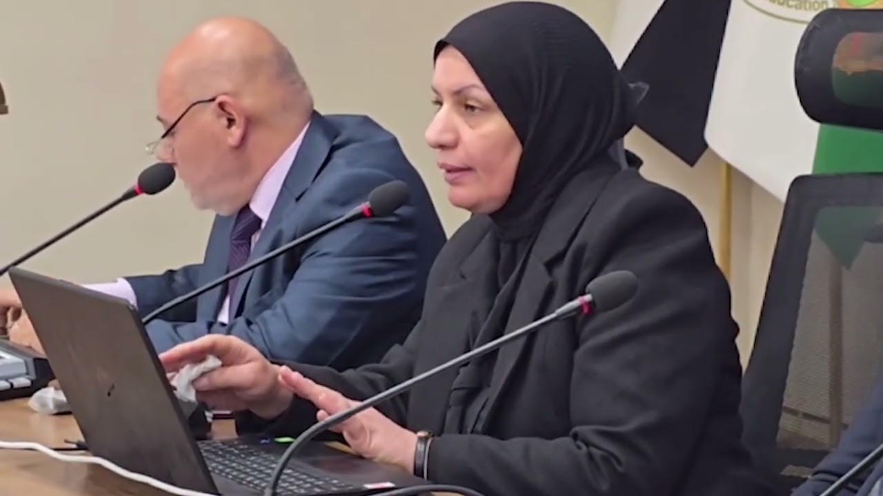  جانب من ورشة عمل حول المنهاج التثقيفي للتوعية باستدامة الطاقة والبيئة في الجامعة المستنصرية