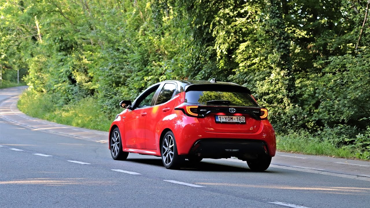LA CITADINE PARFAITE !! // ESSAI TOYOTA YARIS HYBRIDE 2021