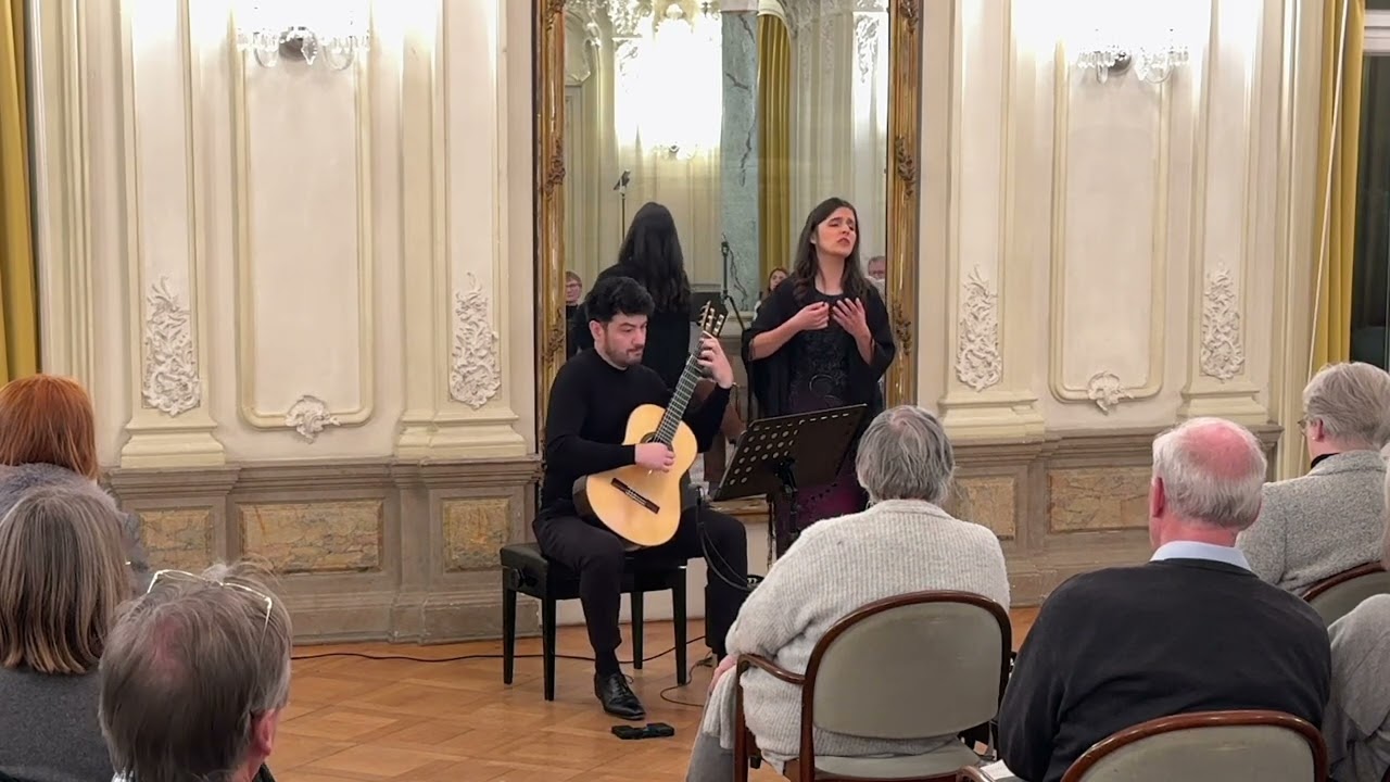 Naufrágio - Alain Oulman - performed by Leonor Amaral and Takeo Sato