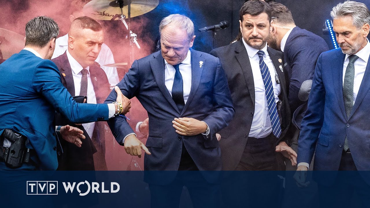 Polish PM Tusk Attacked with Flare at Dutch Ceremony | TVP World News