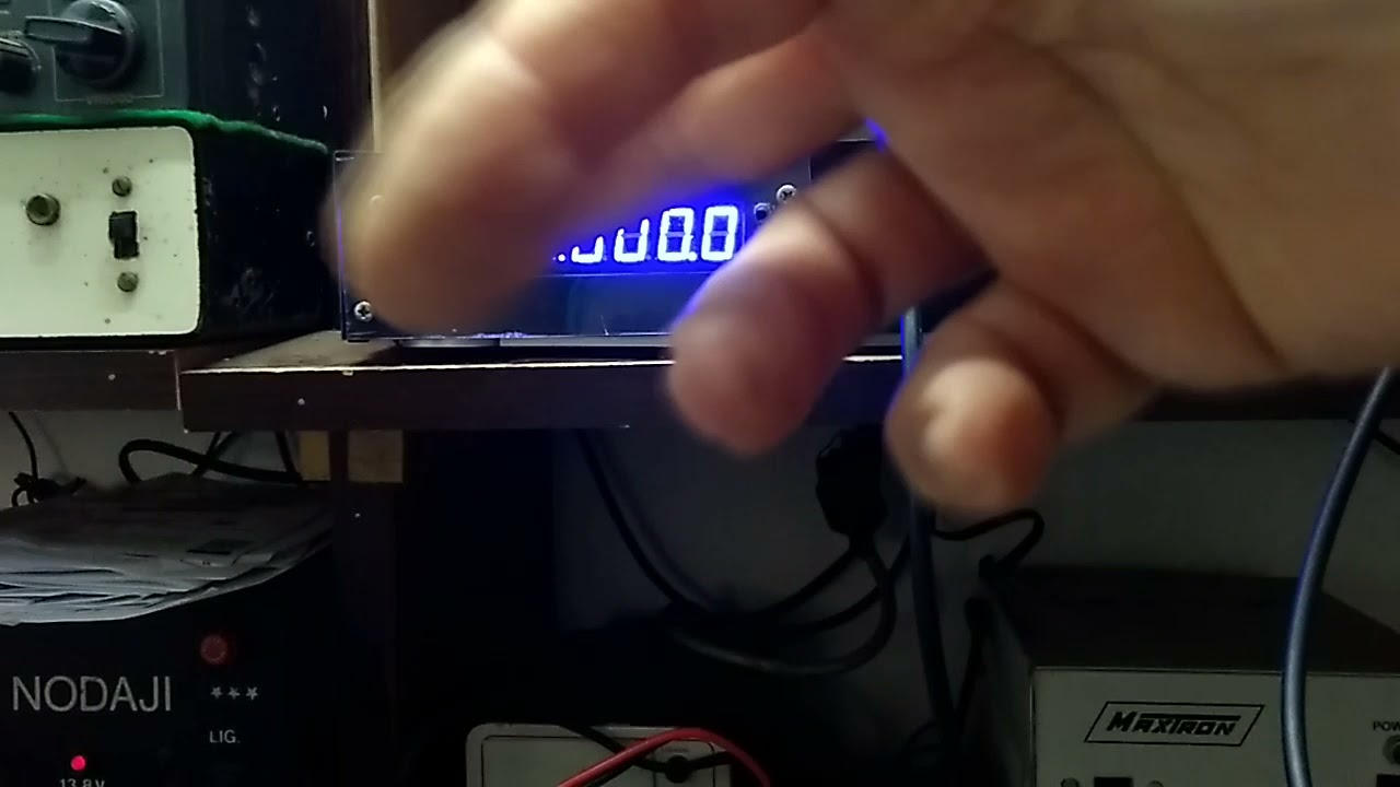 Novo frequêncimetro para a bancada do PY2CRZ.