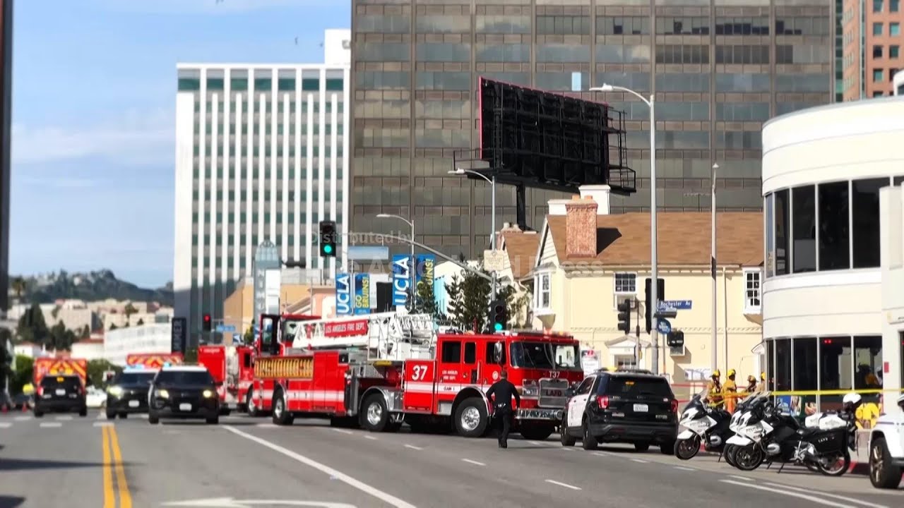 3 dead, 6 hurt after car hits bicyclist and crashes into Los Angeles grocery store