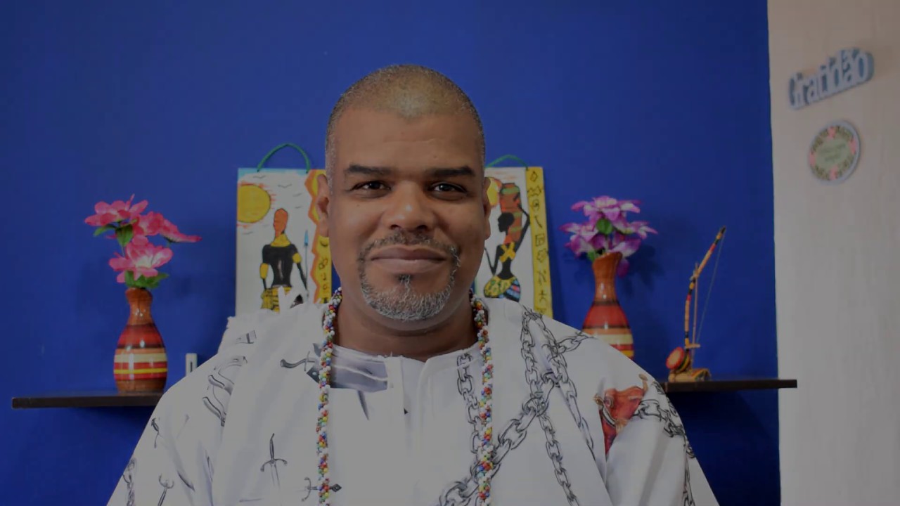 DEUS E AS DIVINDADES DA CABULA