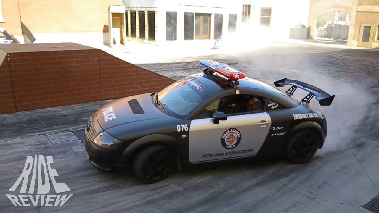 Loca Academia De Policia - Parque Warner Madrid