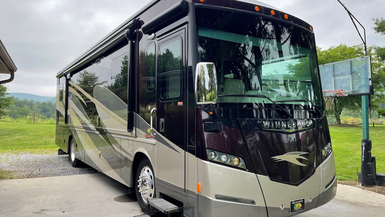 2014 Winnebago Journey 36M Startup & Walkaround