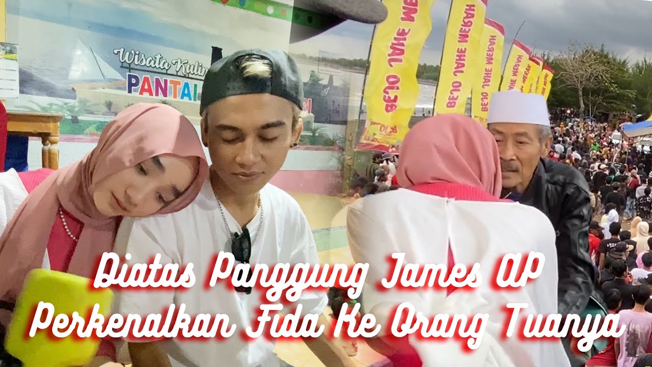 James AP kenalkan orang tuanya ke Fida Diatas Panggung Petik Laut Blimbingsari