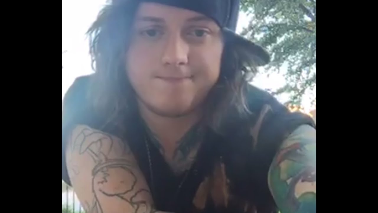 LIVE - Asking Alexandria News (Ben Bruce talks about Denis Stoff and the band)