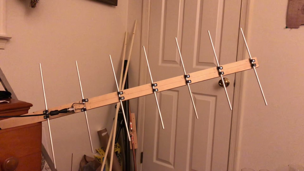 Home brew 7 element Yagi for 70 CM. 420-450 MHz repeater work.