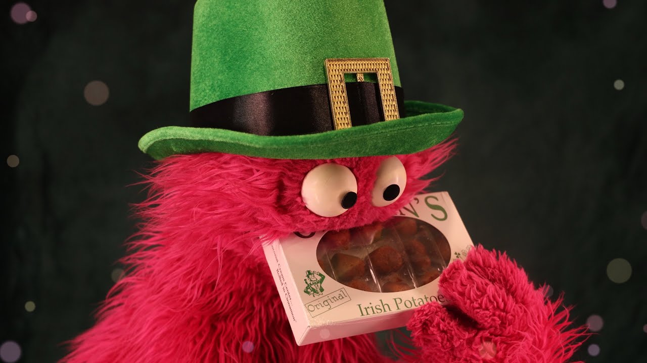 ASMR Eating St. Patrick&rsquo;s Day Treats 🥔🌈🍀