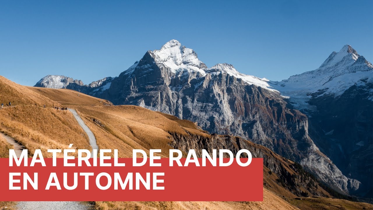 Mat&eacute;riel de randonn&eacute;e en automne