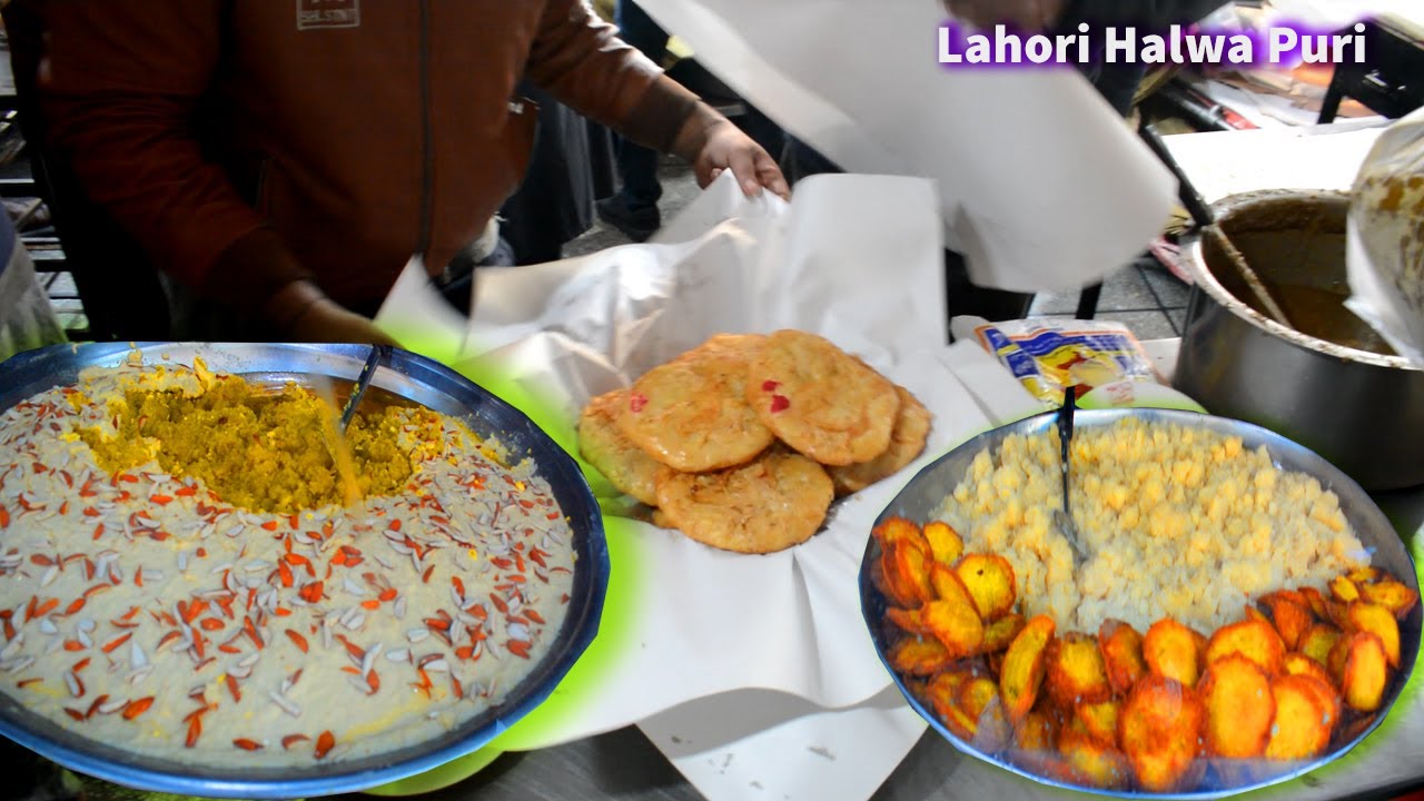 SPECIAL Badami Halwa Puri - BREAKFAST Puri | STREET FOOD of LAHORE