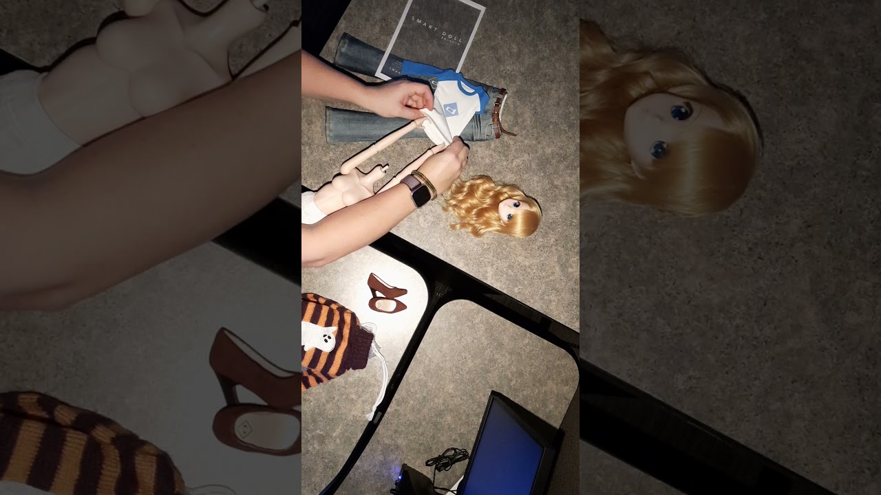 SmartDoll Kizuna Outfit Change SILENT Clip