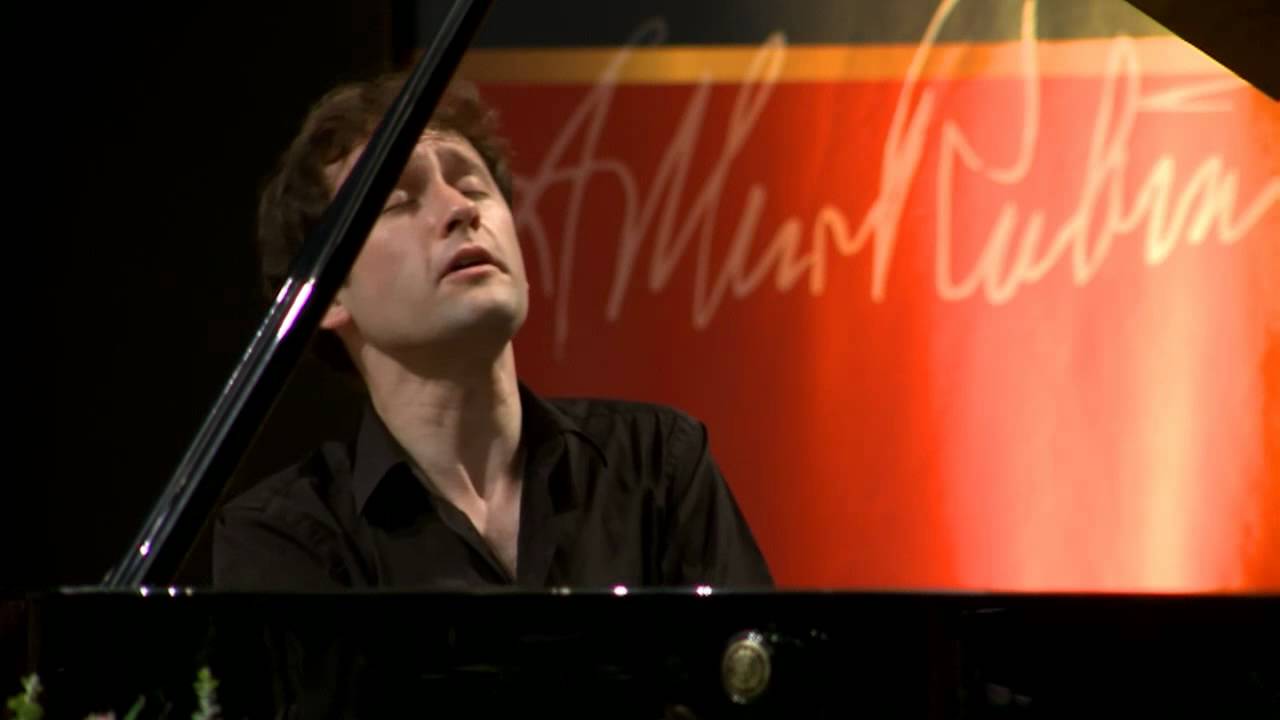 Prokofiev - Sonata no. 8 in B-flat major, op. 84 - Alexandre Moutouzkine