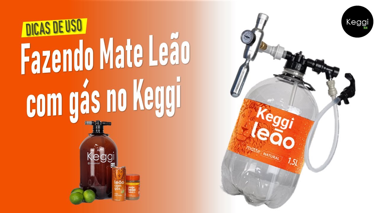 Keggi Leão fazendo Mate Leão com o Keggi