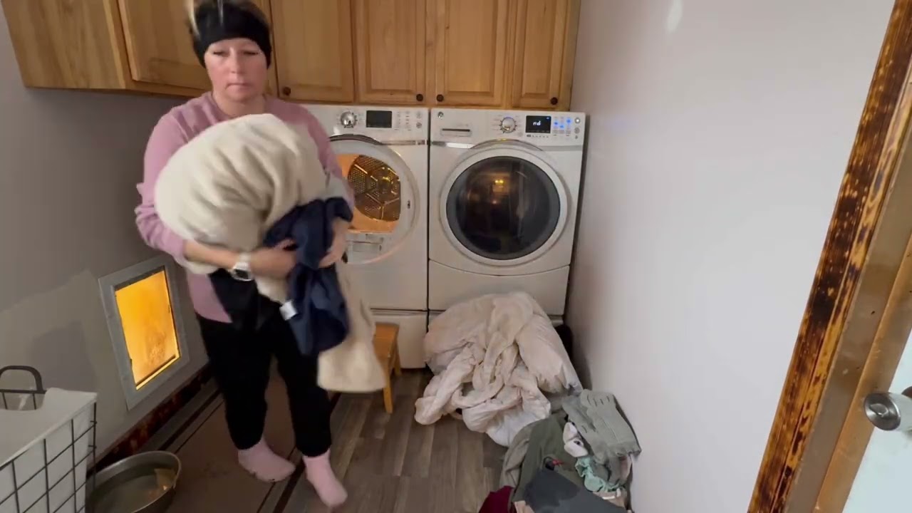 CLEAN WITH ME/GET IT ALL DONE/CLEAN HOME