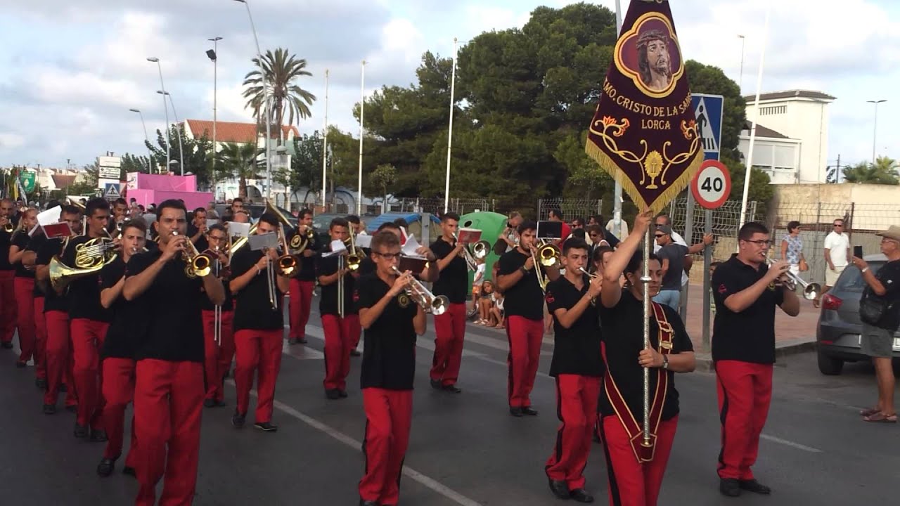 Paso Encarnado desfilando en los Alcázares I