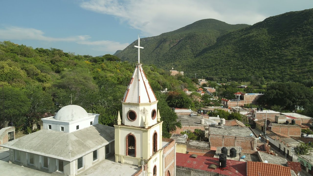 Es Pueblo Viejo en el municipio de Venustiano Carranza Michoacán ‎@cotidiano399 