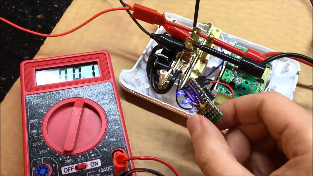 OutletTimer 1 - ATtiny85 Arduino and AVR C code, and AVR Dragon usage